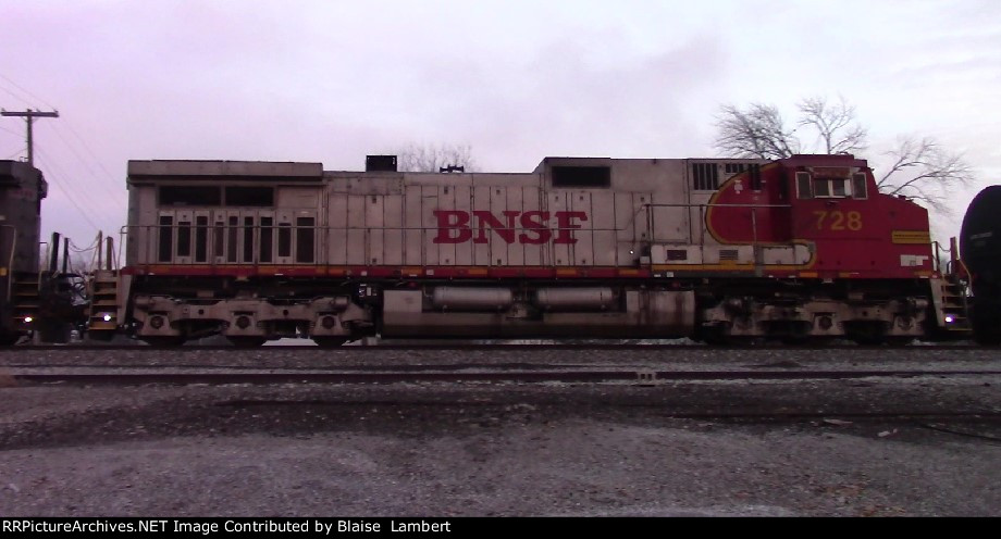 BNSF 728